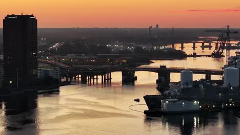Traffic-over-the-Eastern-Branch-of-the-Elizabeth-River-right-before-sunrise