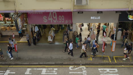 Retail-shopping-stores-offering-discounts-at-HongKong