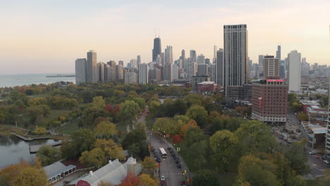 Aerial-view-of-Lincoln-Park-Chicago-on-autumn
