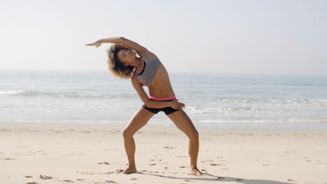 Yoga-Meditation-On-The-Beach.