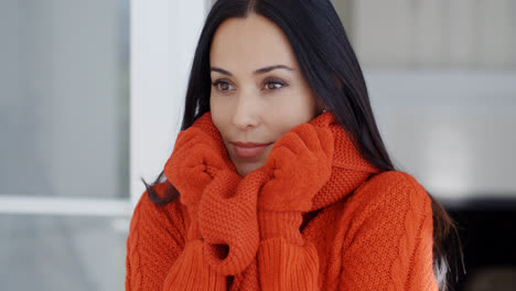 Serious-young-woman-in-winter-fashion