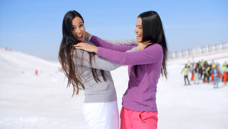 Joking-women-strangling-each-other