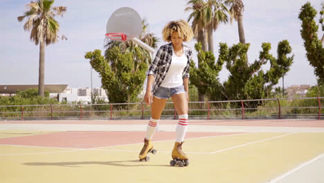 Woman-in-roller-skates-on-basketball-court