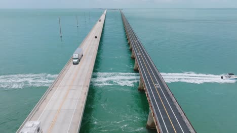 Luftaufnahme-Der-Seven-Mile-Bridge-In-Den-Florida-Keys