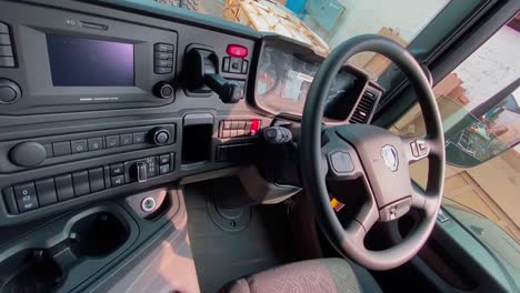 Driver's-cabin-of-SCANIA-P410-XT