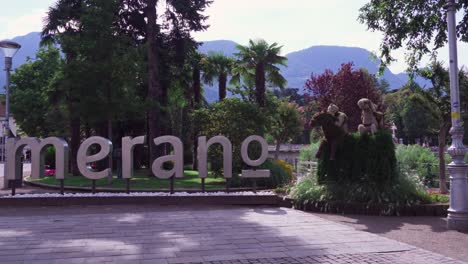The-Merano-sign-and-the-horse-riding-sculptureares-one-of-the-recent-tourist-attractions-in-Meran