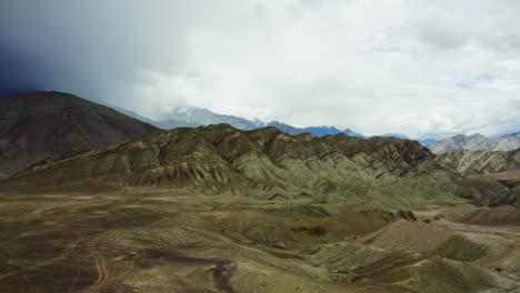 Vista-Aérea-De-Leh-En-Ladakh,-El-Extremo-Norte-De-La-India.