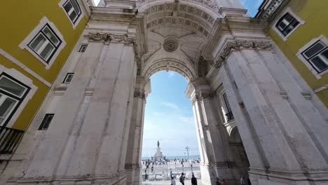 Lissabon-–-Kulturelle-Genüsse:-Tauchen-Sie-Ein-In-Die-Reiche-Geschichte-Und-Das-Erbe-Lissabons