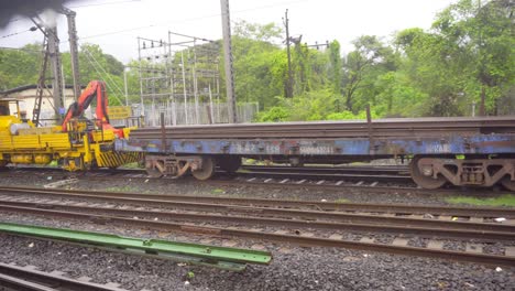 Bahngleise-Reparieren-Maschine-Bewegen-Zugmotor-Nahaufnahme