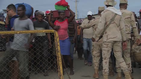 Military-Personell-on-the-Border-between-Haiti-and-Dominican-Republic