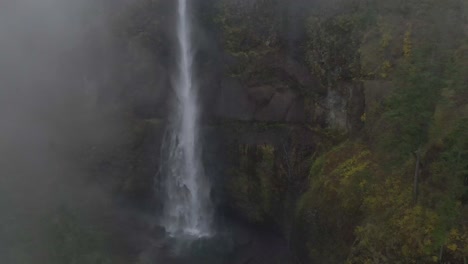 Aerial-view-of-Multnomah-Falls-on-a-very-foggy-afternoon