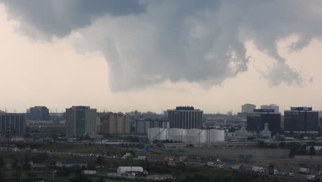 cityscape-landscape-video-of-Mississauga-while-a-rare-gustnado-inducing-wall-cloud-is-rolling-over