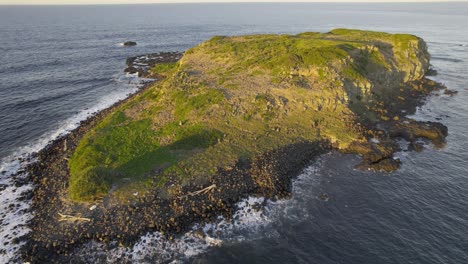 Cook-Island-With-Rocky-Coastline-In-The-Early-Morning-In-NSW,-Australia