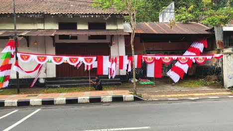 Indonesien-Flaggen-Verkäufer-Am-Straßenrand