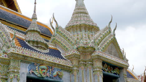 In-Grand-Palace-at-Wat-Phra-Kaew,-Temple-of-the-Emerald-Buddha,-Bangkok,-Thailand