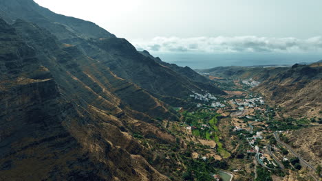 Agaete-Von-Oben:-Schönheit-Des-Tals-Und-Der-Umliegenden-Berge-Auf-Gran-Canaria