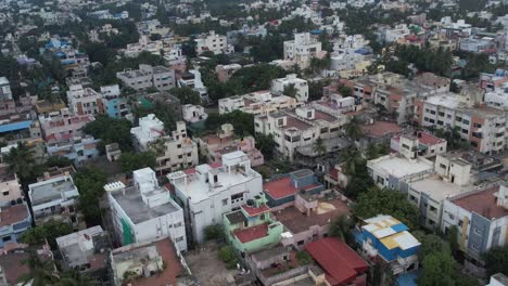 Luftaufnahmen-Des-Wohngebiets-Einer-Südindischen-Stadt