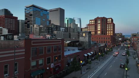 Downtown-Denver,-Colorado-at-dawn