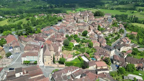 Belves-Stadt-Dordogne-Frankreich-Drohne,-Luftaufnahme