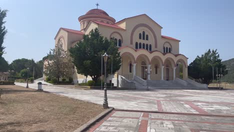 Establisher-tilt-up-shot-of-the-sacred-Monastery-of-Agios-Gerasimos-of-Kefalonia