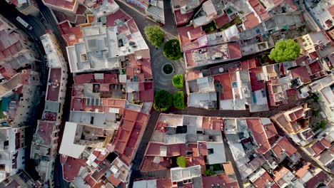 Luftaufnahmen-Der-Wunderschönen-Kolonialstadt-Guanajuato-City,-Mexiko