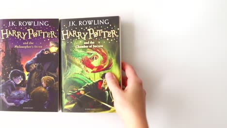 Harry-Potter-Bücher-Nebeneinander
