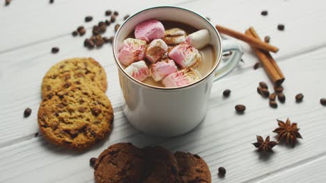 Cup-of-cacao-with-marshmallows