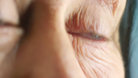 Sehvermögen,-Augen-Und-Kontaktlinsen-Für-ältere-Frauen