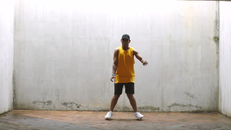 Hombre-Negro,-Hip-Hop-Y-Baile-Urbano-En-Creativo