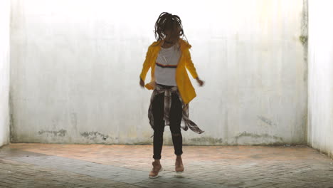 Mujer-Negra,-Bailarina-Urbana-De-Hip-Hop