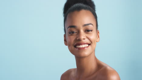 Happy-black-woman,-smile-and-beauty-in-skincare