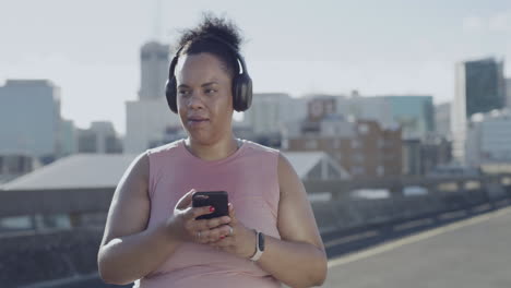 Plus-size-woman-listening-to-music