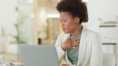 Sick-businesswoman-with-afro-coughing