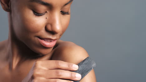 Haut,-Peeling-Und-Körperpflege-Einer-Schwarzen-Frau