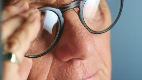 Brille,-Sehvermögen-Und-Gesicht-Einer-älteren-Person