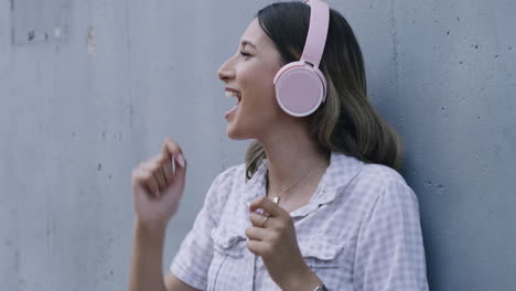Trendy-young-woman-wearing-headphones