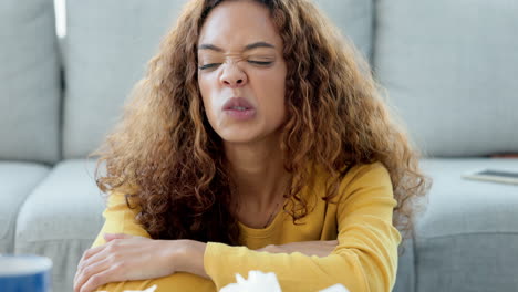 Mujer-Joven-Enferma-Con-Gripe-O-Alergia-Estornudando