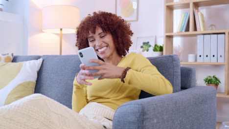 African-American-woman-laughing-while-chatting