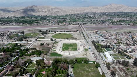 Luftaufnahmen-Der-Sportplätze-Von-Jalalabad
