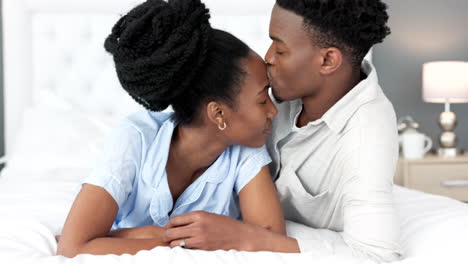 Love,-support-and-trust-between-black-couple
