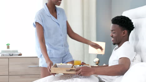 Black-couple,-love-bond-or-breakfast-in-bed