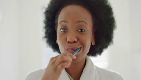 Black-woman-afro,-dancing-and-brushing-teeth