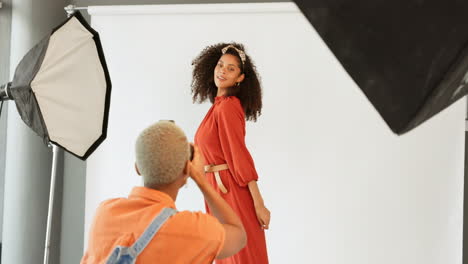 Creative-photographer,-black-woman-fashion-model