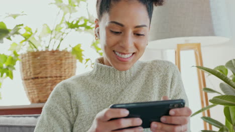 Smartphone,-gaming-and-gamer-black-woman-excited