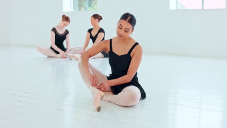 Zapatos-De-Ballet,-Estudio-Y-Cinta-De-Corbata-De-Bailarina
