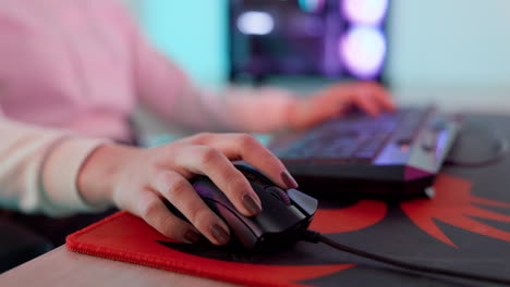 Keyboard,-mouse-and-gamer-hands-for-video-game