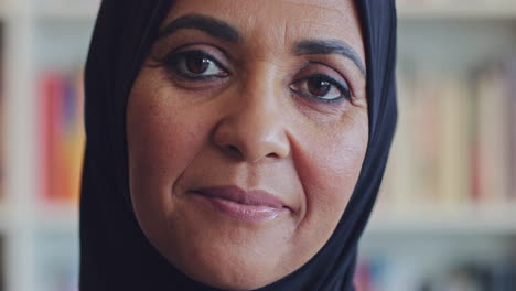 Portrait-face,-Islamic-and-university-professor
