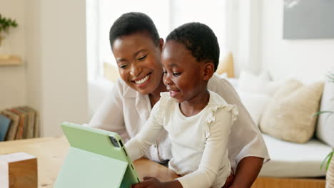 Black-family,-mother-and-child-on-tablet-video
