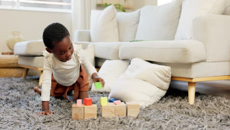 Kids,-building-blocks-and-creative-learning