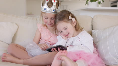 Smartphone,-sofa-and-princess-children-watch
